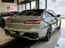 بي ام دبليو الفئة 7